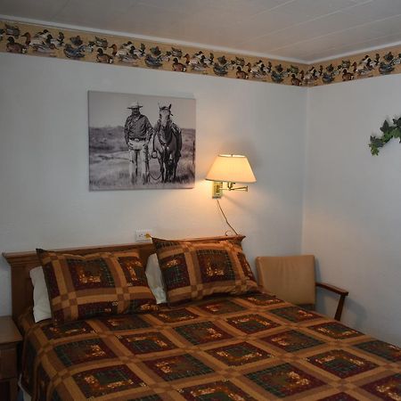 Royals Inn Motel Malta Buitenkant foto