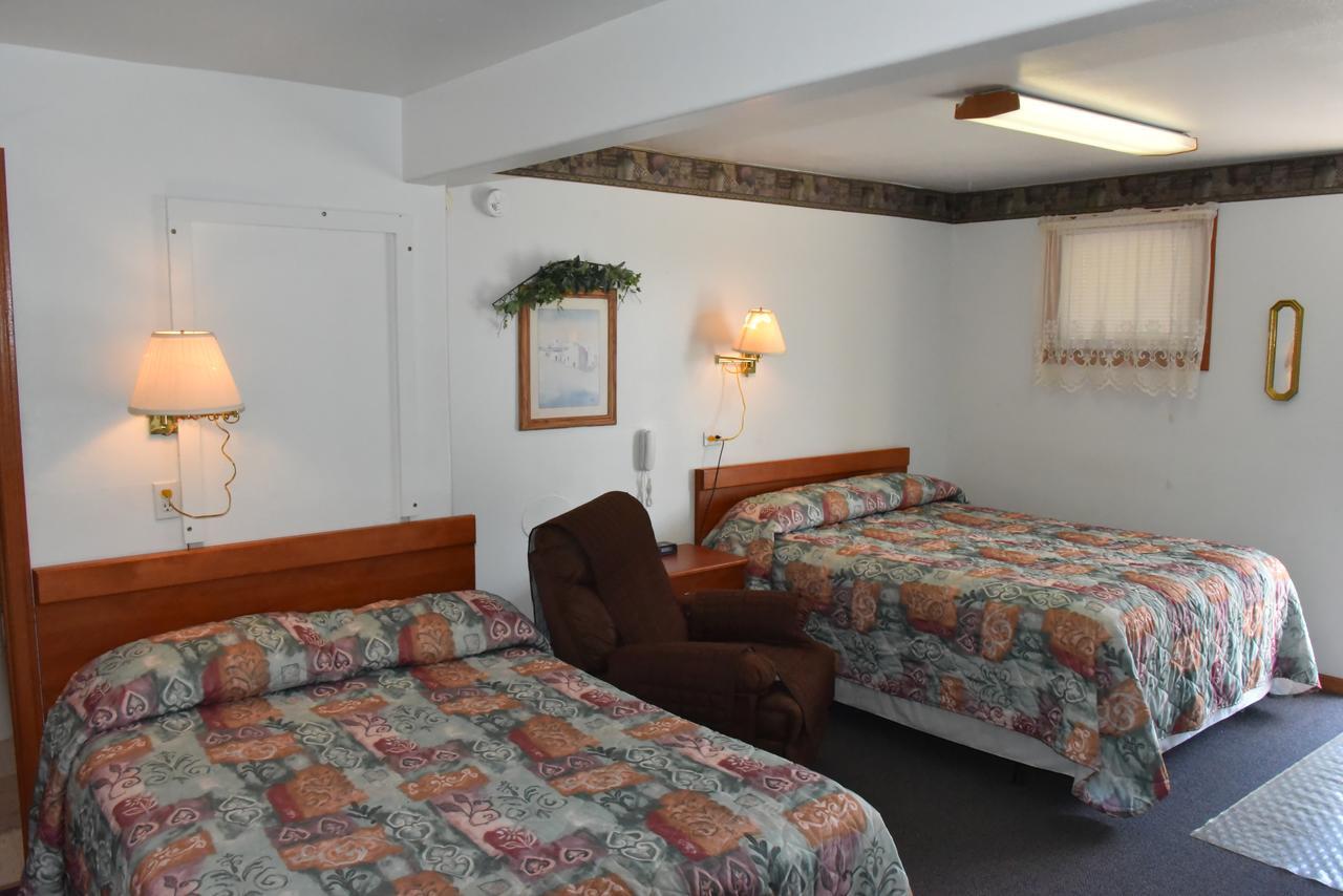 Royals Inn Motel Malta Buitenkant foto